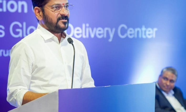 यह लेख हैदराबाद में एचसीएल टेक के नए केआरसी कैंपस के उद्घाटन पर आधारित है।