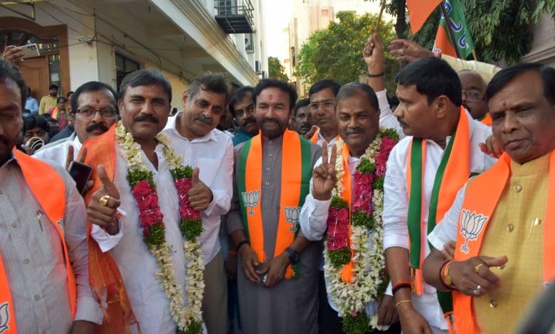 तेलंगाना में भाजपा की एमएलसी चुनाव में जीत का जश्न