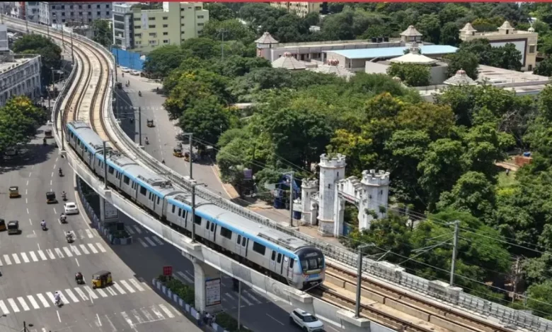 हैदराबाद में मेट्रो के दूसरे चरण की डीपीआर तैयार करने का कार्य जारी।