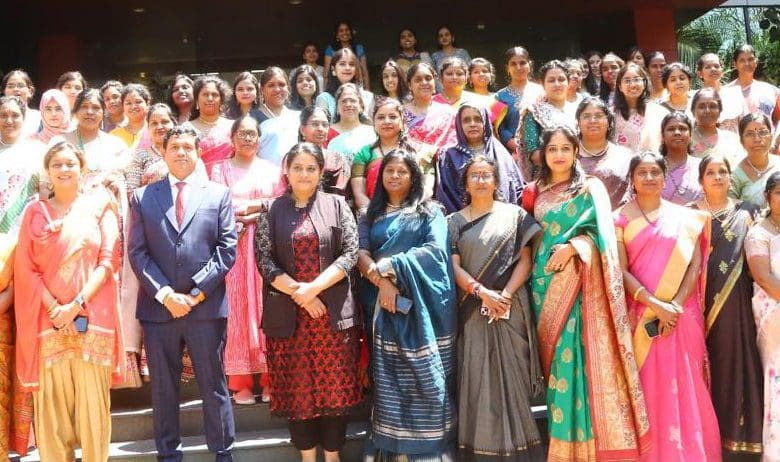 एनएमडीसी महिला नेतृत्व अवॉर्ड और मानसिक स्वास्थ्य वार्ता