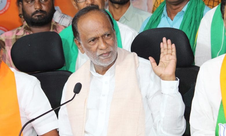 भाजपा ने शिक्षक एमएलसी सीट पर जीत का जश्न मनाया, समर्थकों में उत्साह