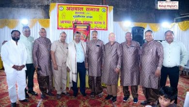 अग्रवाल समाज, मुरली नगर शाखा के होली मिलन कार्यक्रम की झलक जिसमें संगीत, आरती, और लक्की ड्रॉ का आयोजन किया गया।