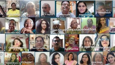 कादम्बिनी क्लब ने अपनी 392वीं मासिक गोष्ठी का आयोजन गूगल मीट के माध्यम से किया। इस गोष्ठी की अध्यक्षता अवधेश कुमार सिन्हा ने की और होली के उपलक्ष्य में काव्य पाठ का आनंद लिया गया।