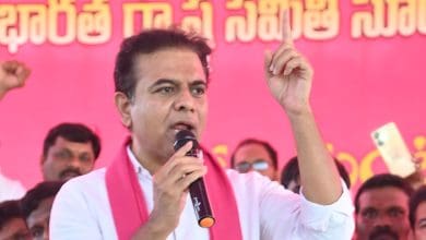 बीआरएस और कांग्रेस के बीच तेलंगाना की आर्थिक स्थिति पर बहस