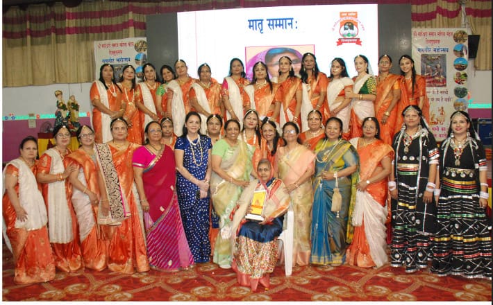 गणगौर महोत्सव के दौरान प्रस्तुत सांस्कृतिक नृत्य और महिलाओं का सम्मान