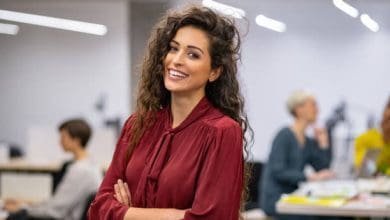 ऑफिस में फिट रहने के लिए जरूरी टिप्स और एक्सरसाइज।