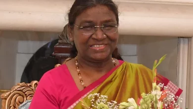 राष्ट्रपति द्रौपदी मुर्मु सरहुल पर्व की शुभकामनाएं देती हुईं