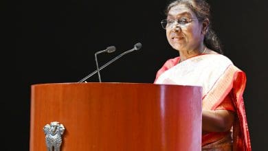 राष्ट्रपति द्रौपदी मुर्मु भारतीय रिजर्व बैंक की 90वीं वर्षगांठ पर विचार व्यक्त करती हुई।