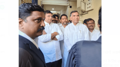 मंत्री डी. श्रीधर बाबू अदालत में पेश, कालेश्वरम परियोजना मामला।