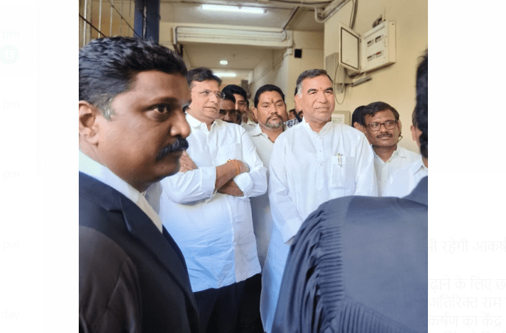 मंत्री डी. श्रीधर बाबू अदालत में पेश, कालेश्वरम परियोजना मामला।