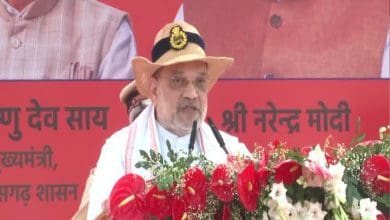 अमित शाह सीआरपीएफ की भूमिका को नक्सलवाद के खिलाफ बताते हुए