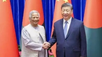 भारत के खिलाफ बांग्लादेश की चीन परस्ती दिखाती है यूनुस की नासमझी, जो भारत के पूर्वोत्तर को चीन को सौंपने की चापलूसी कर रहे हैं।