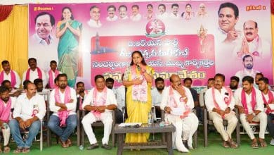 एमएलसी कविता का राउडी टाइप बयान देते हुए भाषण