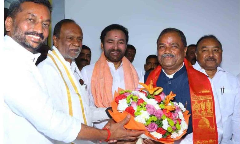 शपथ समारोह में तेलंगाना विधान परिषद के नए सदस्य