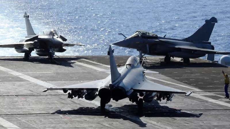 भारत और फ्रांस के बीच राफेल लड़ाकू विमान सौदा