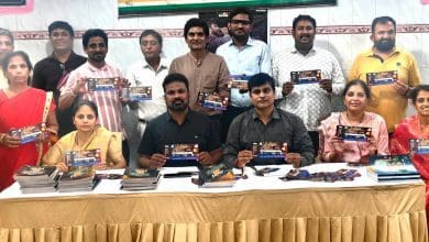 भगवान महावीर जन्म कल्याणक पर शासन संध्या कार्यक्रम का पोस्टर वितरण समारोह।