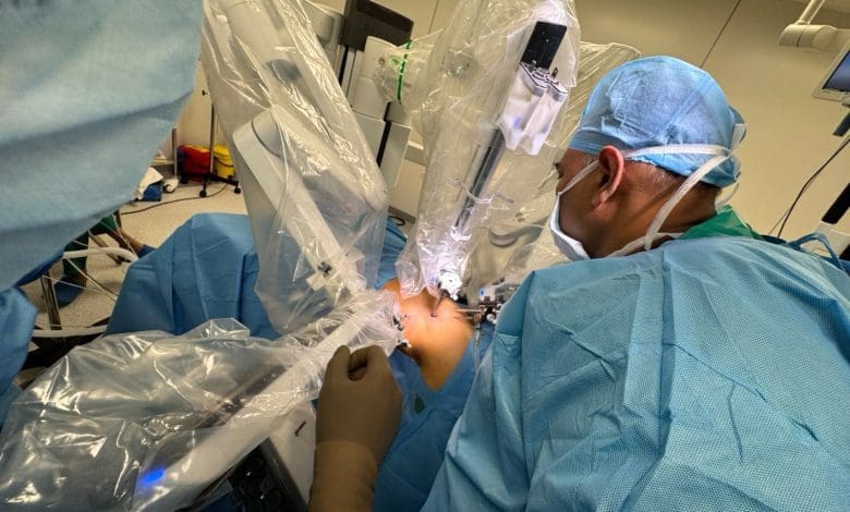 रोबोटिक रेट्रोपेरिटोनियल आंशिक नेफरेक्टोमी सर्जरी