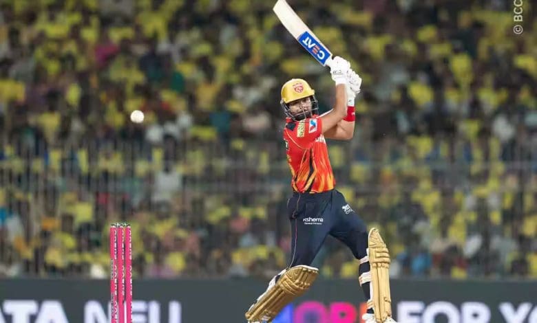 पंजाब किंग्स ने आईपीएल में सीएसके को हराया, श्रेयस अय्यर और प्रभसिमरन सिंह ने अर्धशतक लगाया।