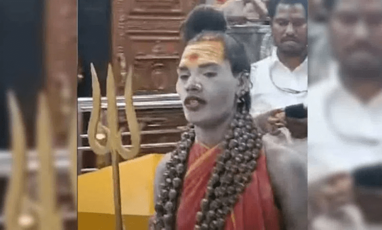 हैदराबाद में फर्जी अघोरी के खिलाफ केस दर्ज करती पुलिस