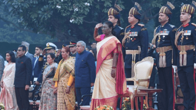 सैन्य परंपरा का यह समारोह हर शनिवार आयोजित होता है