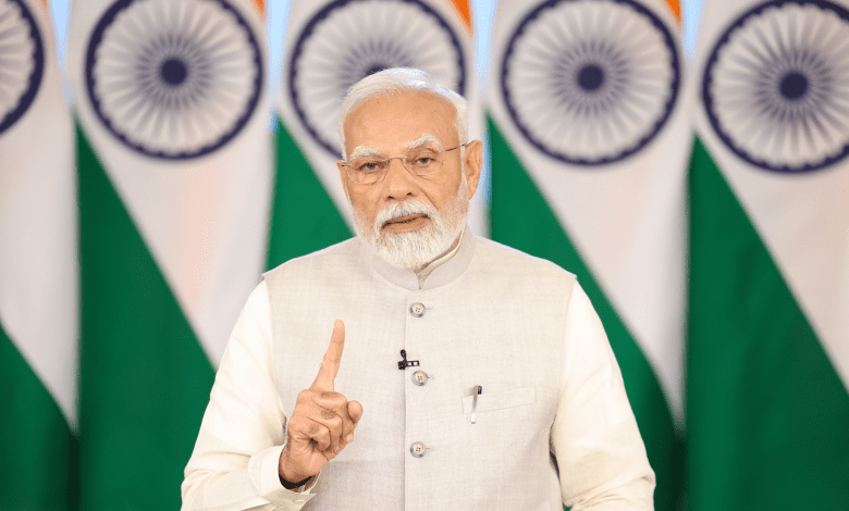 प्रधानमंत्री नरेंद्र मोदी और गृह मंत्री अमित शाह ने नक्सल प्रभावित क्षेत्रों में शांति स्थापित करने के लिए 2026 तक नक्सलवाद के समूल नाश का लक्ष्य निर्धारित किया है।