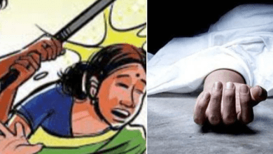 आर्मूर में पत्नी की हत्या के आरोपी गंगाधर को पुलिस हिरासत में ले जाती हुई तस्वीर