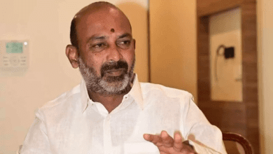 बंडी संजय ऑपरेशन कगार पर बयान देते हुए, करीमनगर में सभा