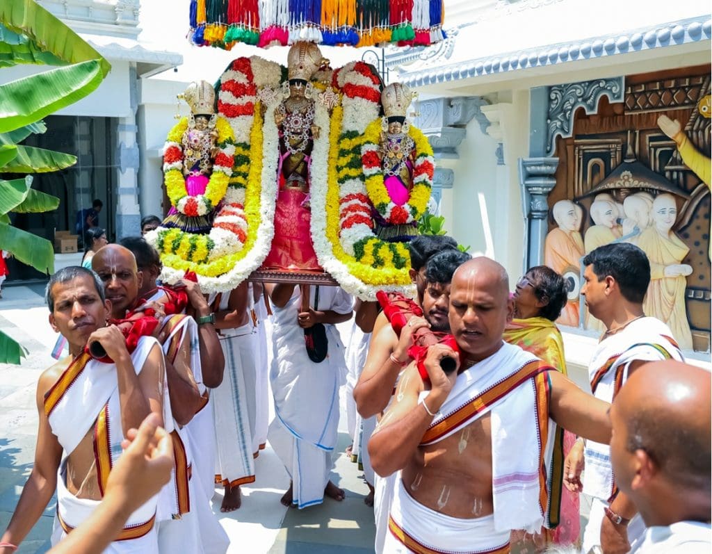 हरे कृष्णा स्वर्ण मंदिर