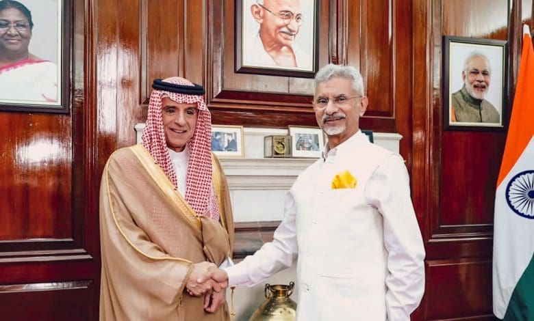 आदिल अल-जुबैर की भारत यात्रा: पाकिस्तान-भारत तनाव