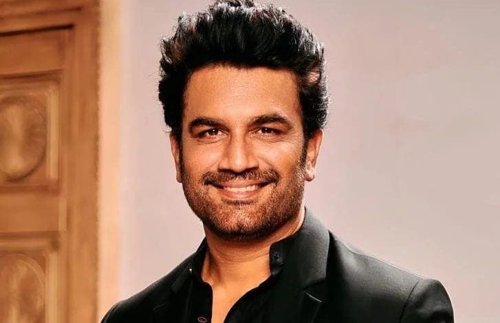 शरद केलकर और निहारिका चौकसी का विवादास्पद सीन