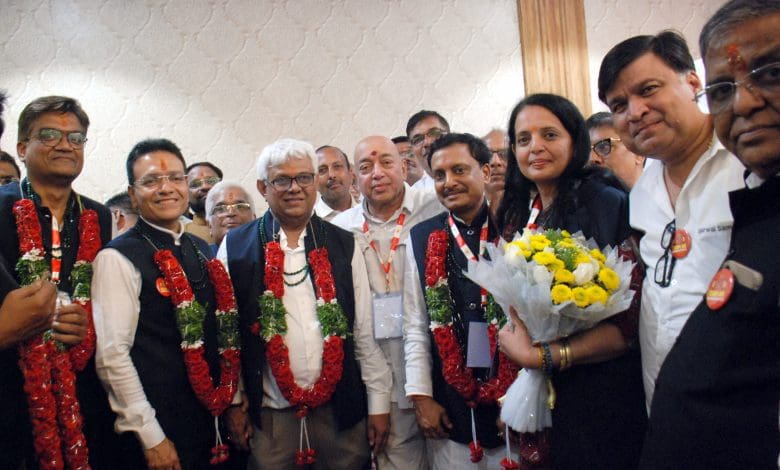 अग्रवाल समाज के चुनाव में टीम एके की ऐतिहासिक जीत