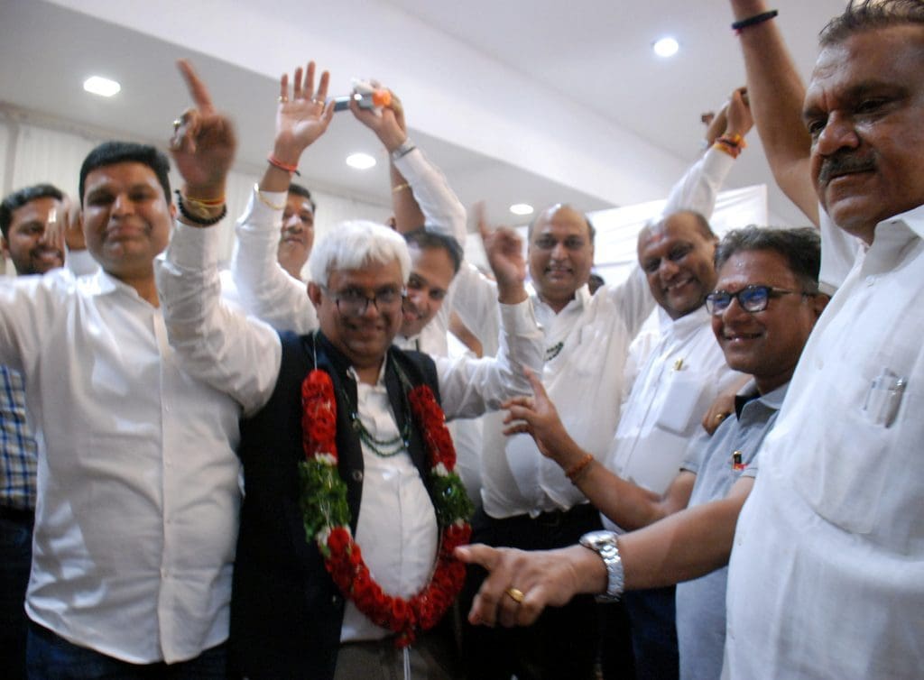 अग्रवाल समाज के चुनाव में टीम एके की ऐतिहासिक जीत