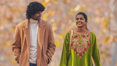 फिल्म 8 वसंतालु के पोस्टर में अनंतिका सानिलकुमार