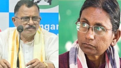 मीनाक्षी नटराजन और मल्लू रवि की अनुशासन समिति बैठक की तस्वीर