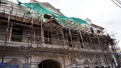 चारमीनार के पास सरदार महल का पुनर्निर्माण कार्य प्रगति पर