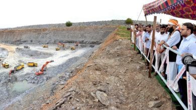 सरकार कृष्णा और गोदावरी जल पर मंत्री का बयान