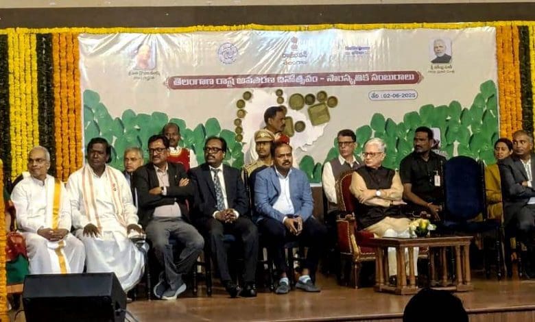 राजभवन में तेलंगाना राज्य स्थापना दिवस समारोह और ध्वजारोहण