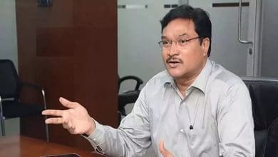 सार्वजनिक उपयोगी स्थानों से अतिक्रमण हटाने की कार्रवाई