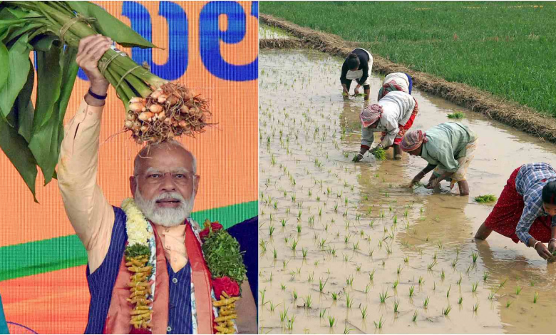 प्रधानमंत्री मोदी किसानों के लिए योजनाओं पर बात करते हुए