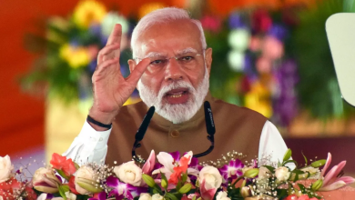 कांग्रेस नेता पीएम मोदी पर प्रेस से बचने का आरोप लगाते हुए