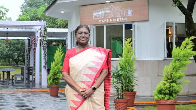 राष्ट्रपति द्रौपदी मुर्मू राष्ट्रपति निकेतन और तपोवन का उद्घाटन करती हुईं, देहरादून।