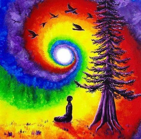 आस्था में लीन व्यक्ति आत्मबल और दैवी शक्ति की अनुभूति करते हुए