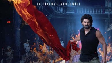 प्रभास 'द राजा साहब' के पोस्टर में