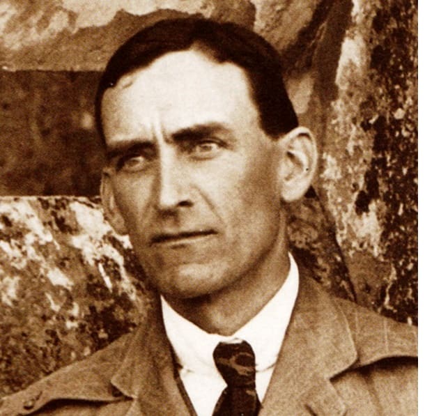 चेन्नै में सर जॉन मार्शल की प्रतिमा का अनावरण करते हुए मुख्यमंत्री स्टालिन