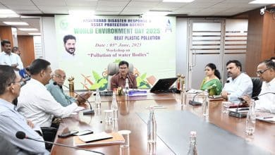 प्लास्टिक कचरे से जल निकायों में फैल रहा प्रदूषण