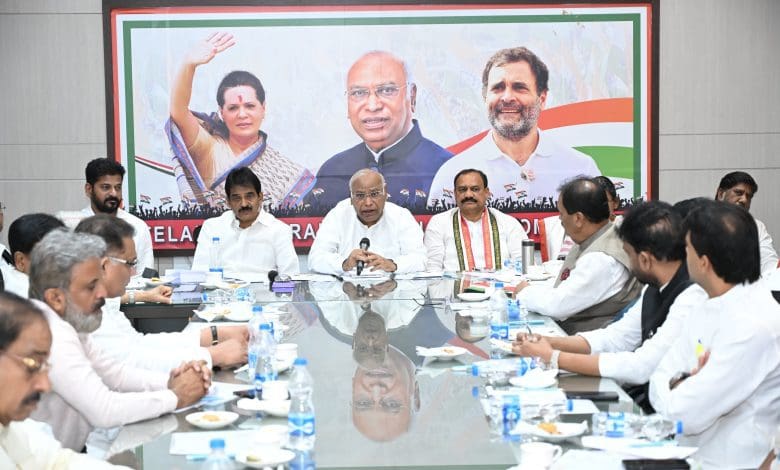 मल्लिकार्जुन खड़गे ने पार्टी नेताओं को दी चेतावनी