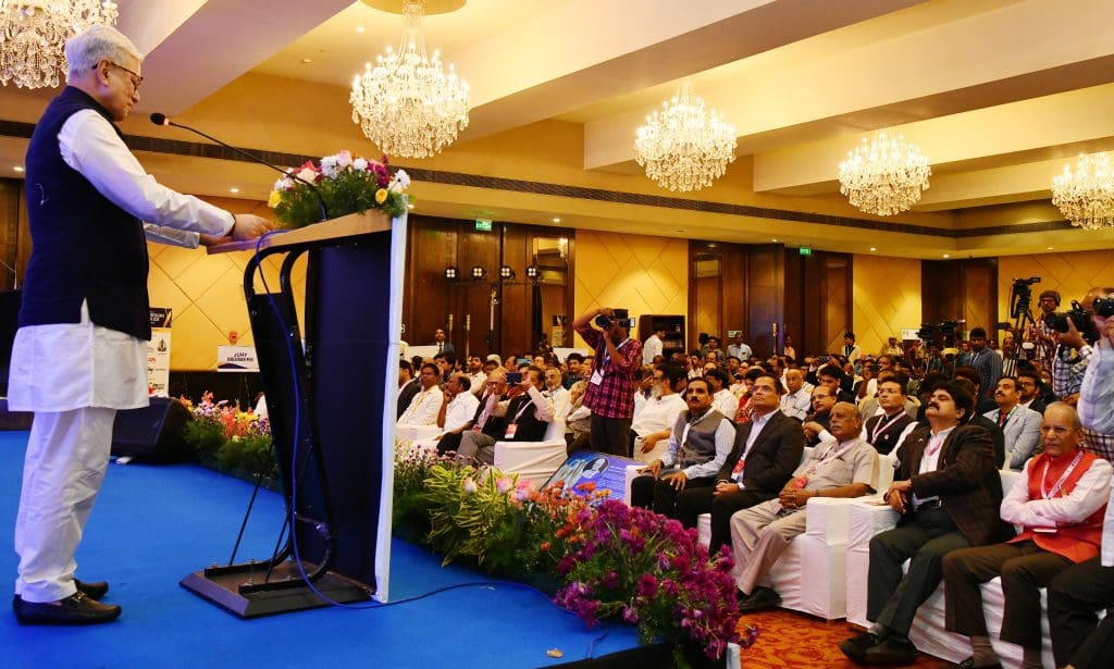 एफटीसीसीआई उत्कृष्टकता पुरस्कार-2025 में तेलंगाना के उद्यमियों और संगठनों को विविध क्षेत्रों में उनके योगदान के लिए सम्मानित किया गया।