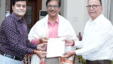 पूर्व महाप्रबंधक अरुण कुमार जैन को डॉक्टरेट से सम्मानित