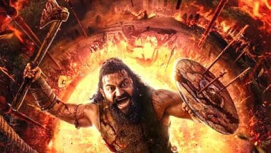 ऋषभ शेट्टी का योद्धा लुक कंतारा चैप्टर-1 पोस्टर में