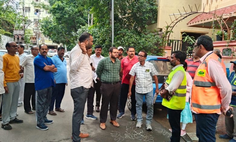 स्वच्छता से मच्छरजनित बीमारियों की रोकथाम का निरीक्षण